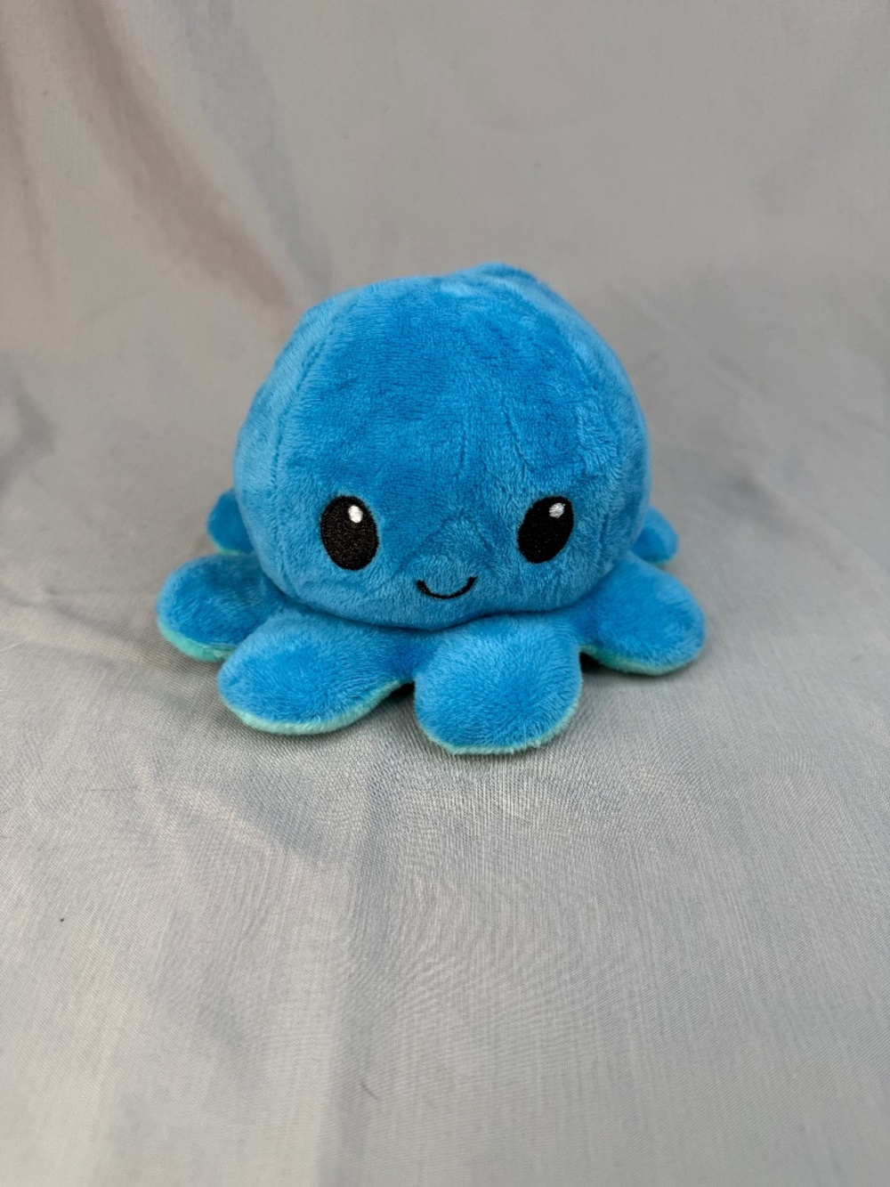 Teeturtle Reversible Octopus Happy/Sad (Blue/Light Blue) 6”